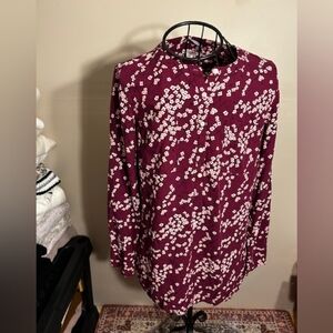 size medium dress shirt blouse womens top floral  maroon casual dress